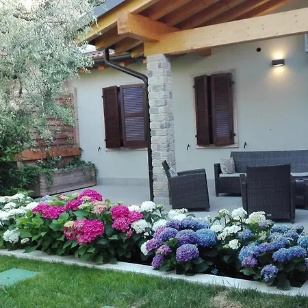 شقة Casa Pergola 1 - Grande Per 6 Ospiti - Fronte Piscina, Parking *