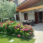 Casa Pergola 1 - Grande Per 6 Ospiti - Fronte Piscina, Parking Apartman Bardolino