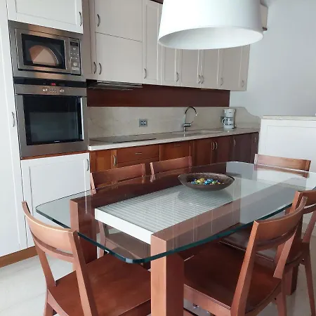 Casa Pergola 1 - Grande Per 6 Ospiti - Fronte Piscina, Parking Apartamento