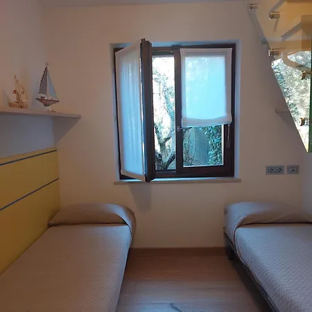 Casa Pergola 1 - Grande Per 6 Ospiti - Fronte Piscina, Parking Apartment *