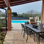 Appartement Casa Pergola 1 - Grande Per 6 Ospiti - Fronte Piscina, Parking