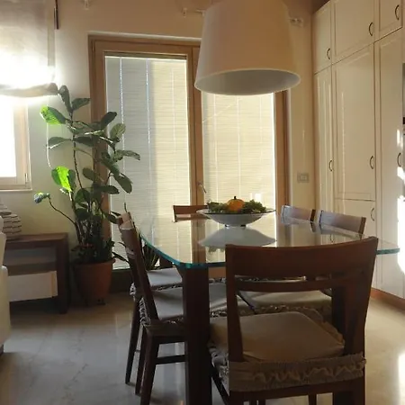 Casa Pergola 1 - Elegante Per 6 Persone - Fronte Piscina, Parking Appartement