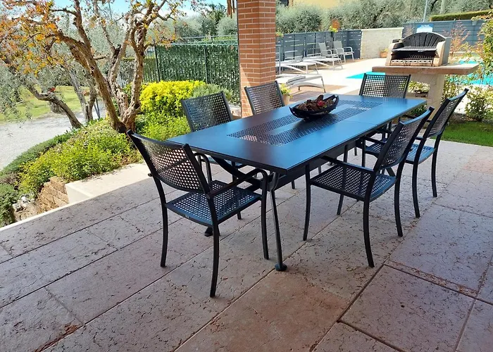 Casa Pergola 1 - Grande Per 6 Ospiti - Fronte Piscina, Parking Appartement *