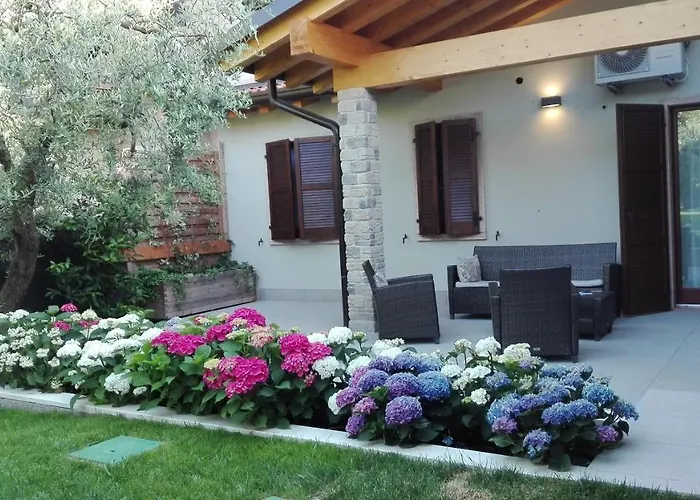 Апартаменты Casa Pergola 1 - Grande Per 6 Ospiti - Fronte Piscina, Parking *