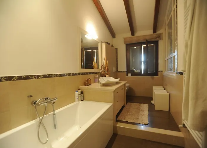 Апартаменты Casa Pergola 1 - Grande Per 6 Ospiti - Fronte Piscina, Parking *