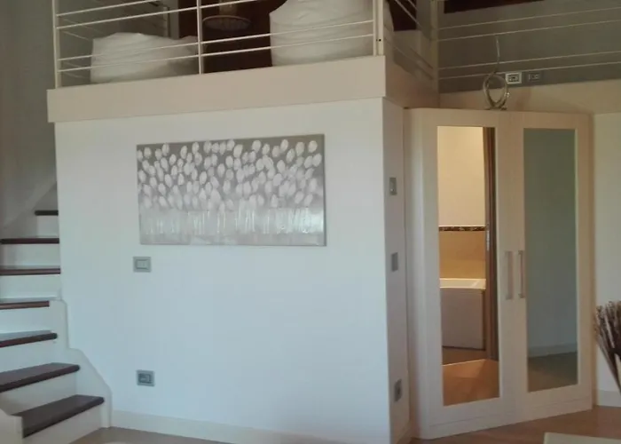 Апартаменты Casa Pergola 1 - Grande Per 6 Ospiti - Fronte Piscina, Parking