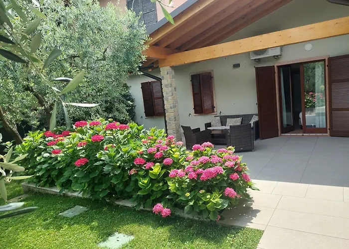 Casa Pergola 1 - Grande Per 6 Ospiti - Fronte Piscina, Parking Апартаменты Бардолино