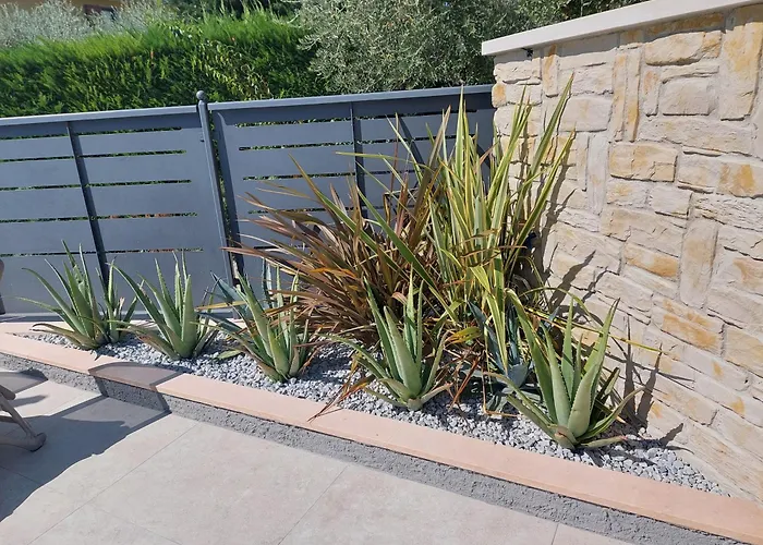 Апартаменты Casa Pergola 1 - Grande Per 6 Ospiti - Fronte Piscina, Parking Бардолино